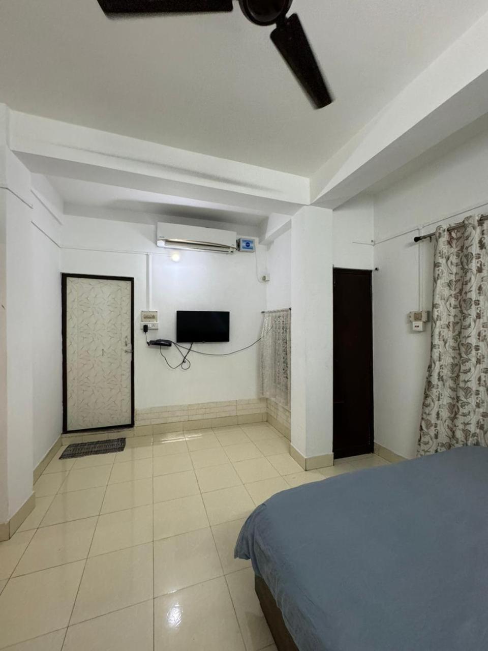 La Belleza Guesthouse Guwahati Exterior foto